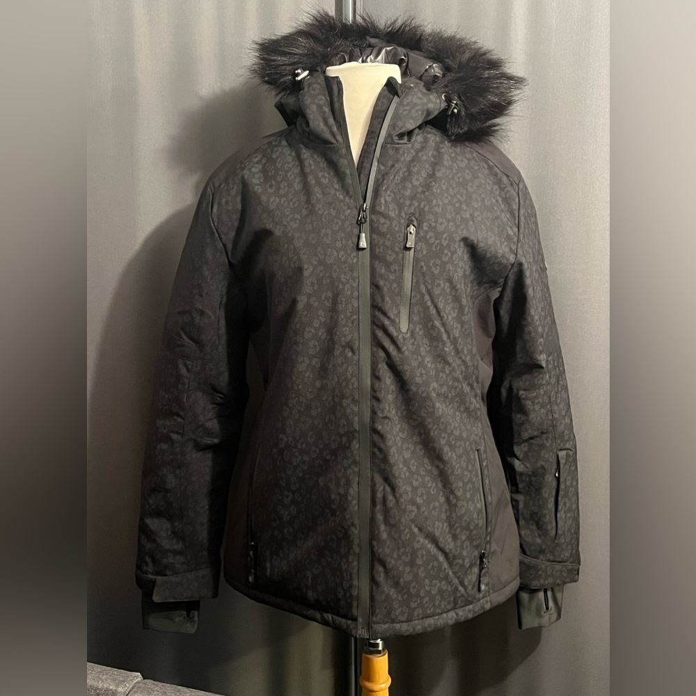 Avalanche women’s ski coat